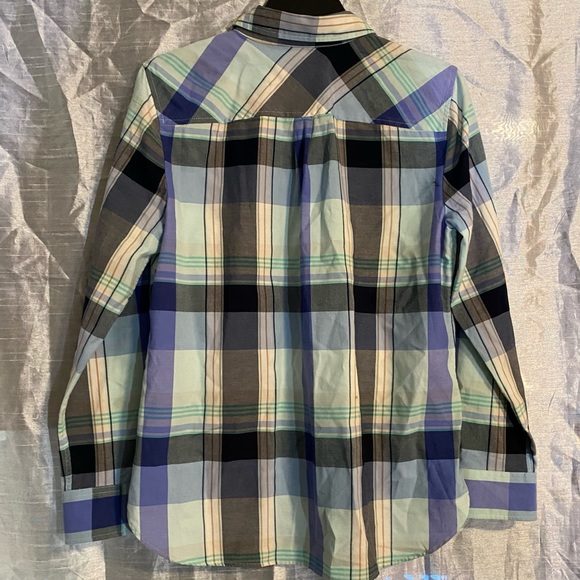 Talbots plaid women’s shirt SZ M, GUC 100% cotton,bust 21” flat, length 27” - Picture 4 of 9